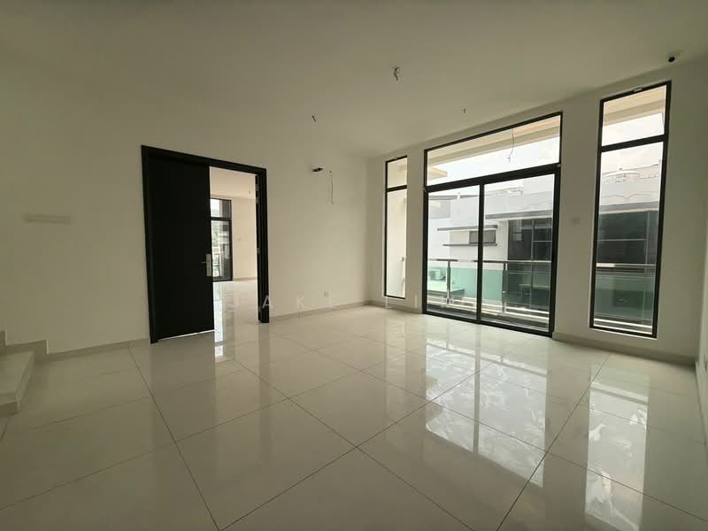 Bungalow for Sale in Taman Wira Mutiara (Kajang) - Jake Lim - Living Room - PropertyGuru.com.my