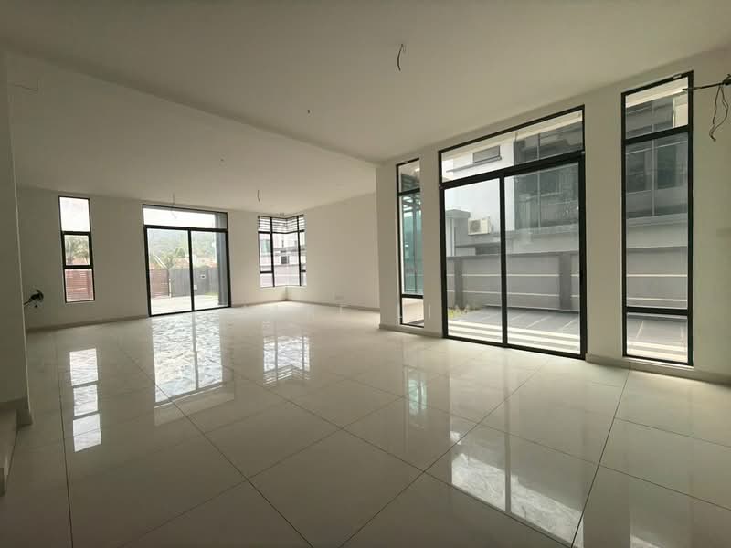 Bungalow for Sale in Taman Wira Mutiara (Kajang) - Jake Lim - Living Room - PropertyGuru.com.my