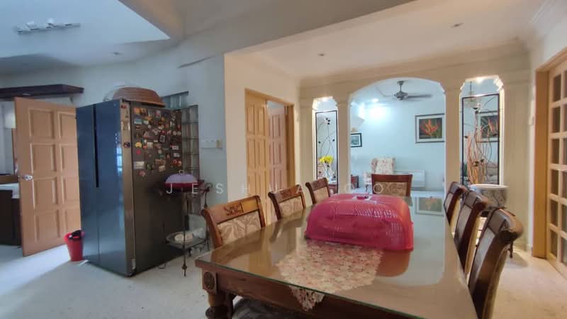 2-storey Terraced House for Sale in Taman Melawati (Ulu Kelang) - Jeshua Oo - Dining Room - PropertyGuru.com.my
