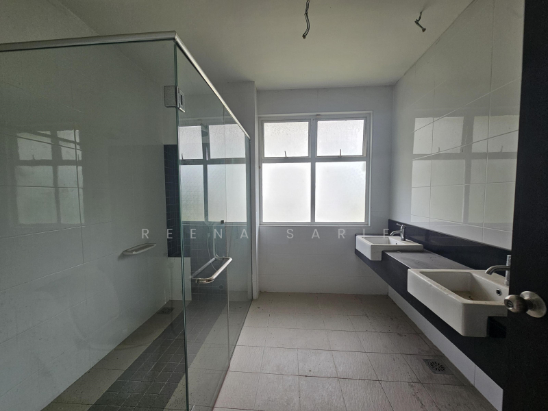Bungalow for Sale in Shah Alam (Selangor) - Reena Sarif - Bathroom - PropertyGuru.com.my