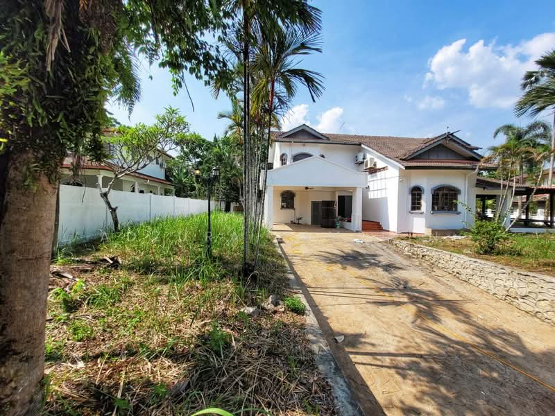 Bungalow House for Sale in Seksyen 6 (Kota Damansara) - Adzura Zamedin - Exterior - PropertyGuru.com.my