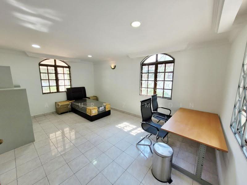 Bungalow House for Sale in Seksyen 6 (Kota Damansara) - Adzura Zamedin - Bedroom - PropertyGuru.com.my
