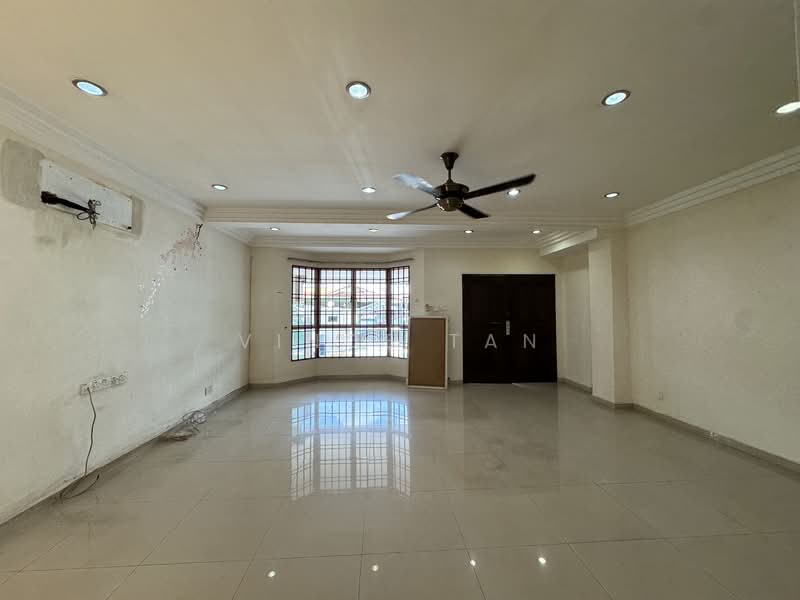 2-storey Terraced House for Sale in Taman Megah Kepong (Kepong) - Vince Tan - Living Room - PropertyGuru.com.my