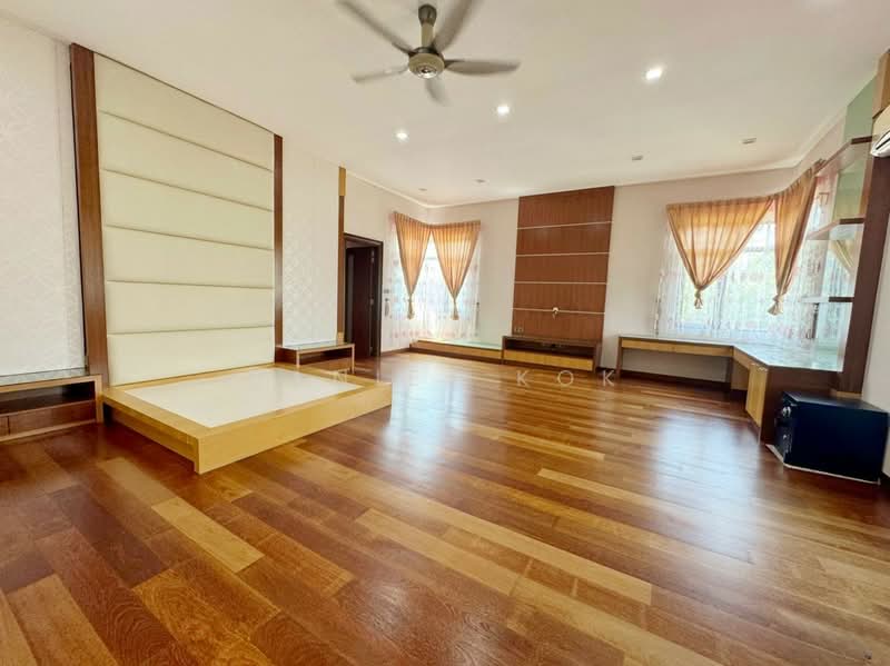 Bungalow for Sale in Setia Eco Park (Setia Alam) - Daniel Kok - Bedroom - PropertyGuru.com.my