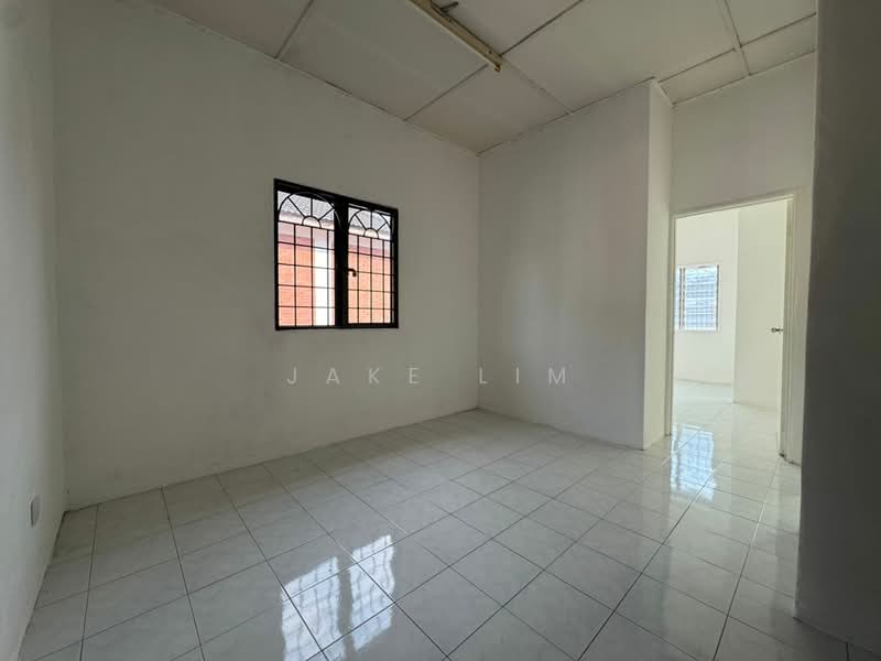 2-storey Terraced House for Sale in Sungai Long (Bandar Sungai Long) - Jake Lim - Interior - PropertyGuru.com.my