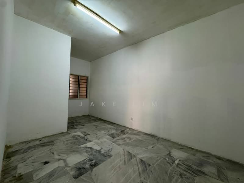 2-storey Terraced House for Sale in Sungai Long (Bandar Sungai Long) - Jake Lim - Interior - PropertyGuru.com.my