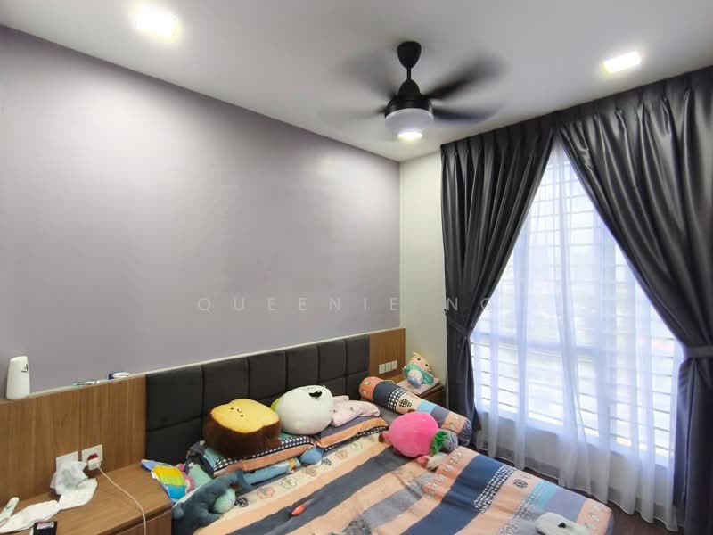 Service Residence for Sale at Veranda Residence - Queenie Ng - Bedroom - PropertyGuru.com.my