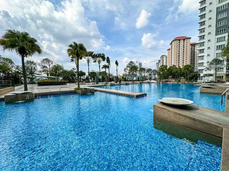 Sterling untuk Untuk Dijual - RM 680,000, Mac 2026 - Pool - PropertyGuru.com.my