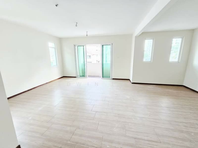Semi-Detached House for Sale in Island Park (Jelutong) - Edwin Ewe - Bedroom - PropertyGuru.com.my