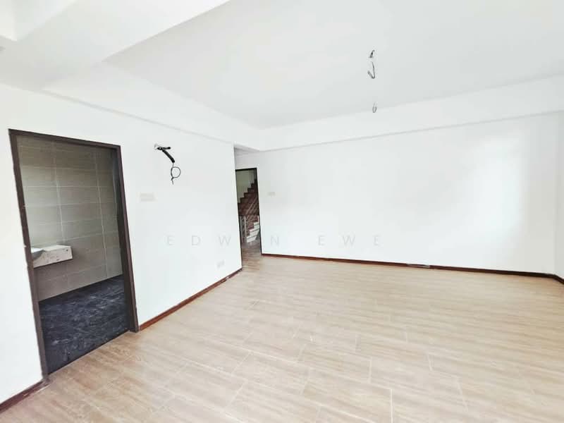Semi-Detached House for Sale in Island Park (Jelutong) - Edwin Ewe - Bedroom - PropertyGuru.com.my