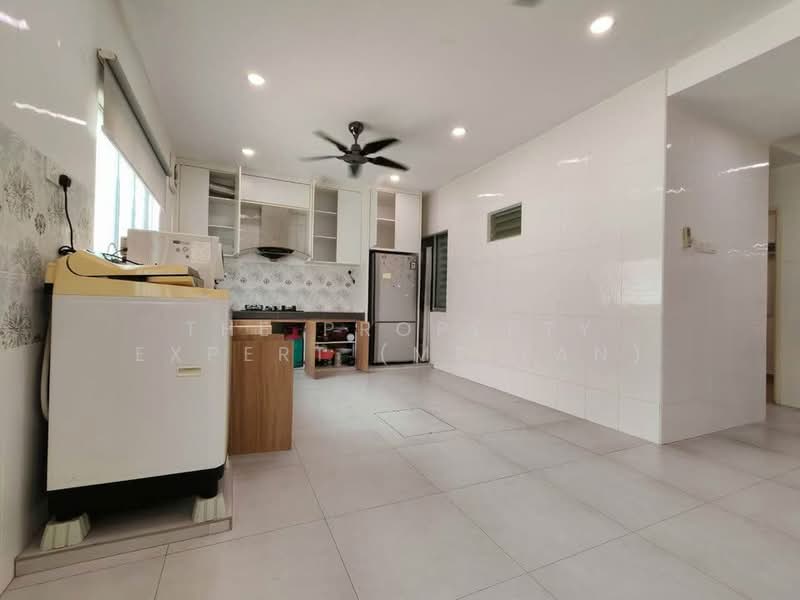 2-storey Terraced House for Sale in Putra Heights (Subang Jaya) - The Property Expert (Mr Fan) - Kitchen - PropertyGuru.com.my