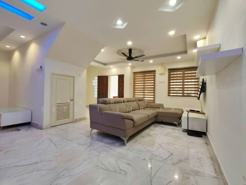 2-storey Terraced House for Sale in Putra Heights (Subang Jaya) - The Property Expert (Mr Fan) - Living Room - PropertyGuru.com.my