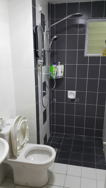 Condominium for Rent at Koi Tropika - Valyn Ho - Bathroom - PropertyGuru.com.my