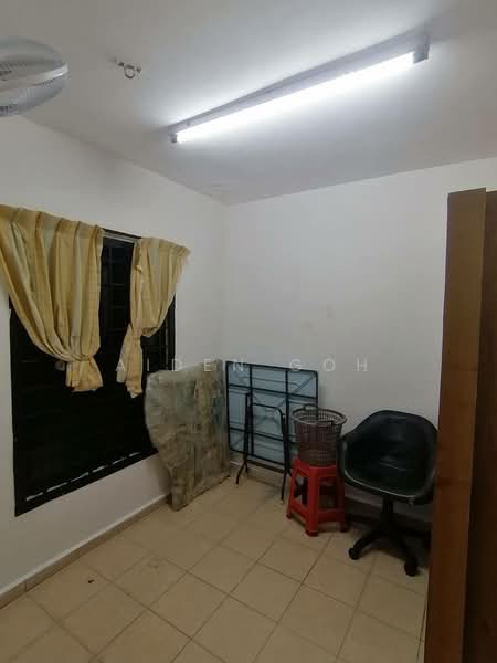 Untuk Disewa - Setia Indah Flat