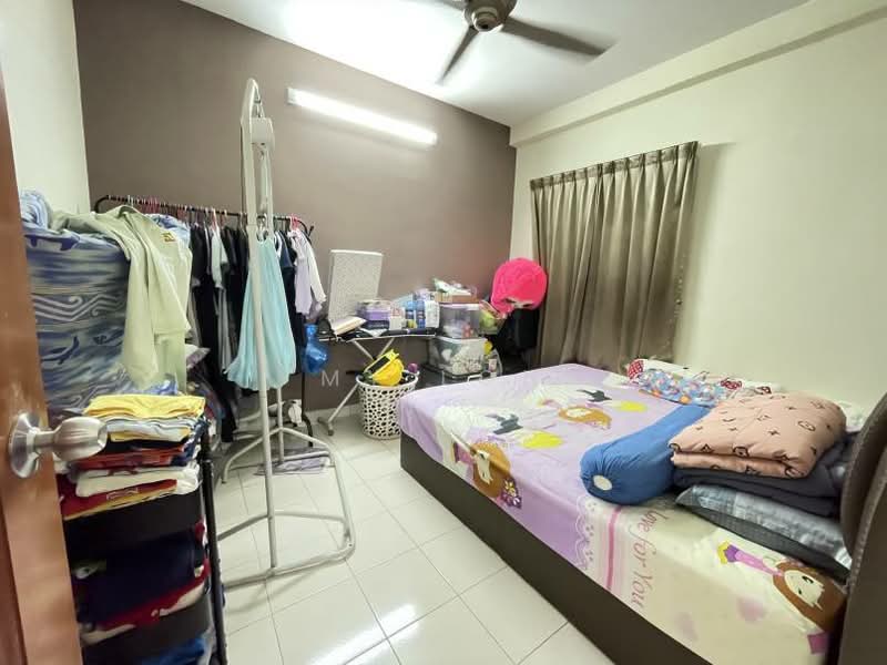 Condominium for Sale at Sri Putramas - MY Loh - Bedroom - PropertyGuru.com.my