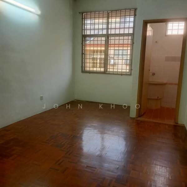 Taman Bukit Kepayang untuk Untuk Dijual - RM 335,000, Mac 2026 - Interior - PropertyGuru.com.my