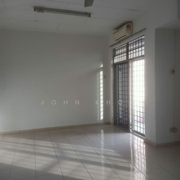 Taman Bukit Kepayang untuk Untuk Dijual - RM 335,000, Mac 2026 - Interior - PropertyGuru.com.my