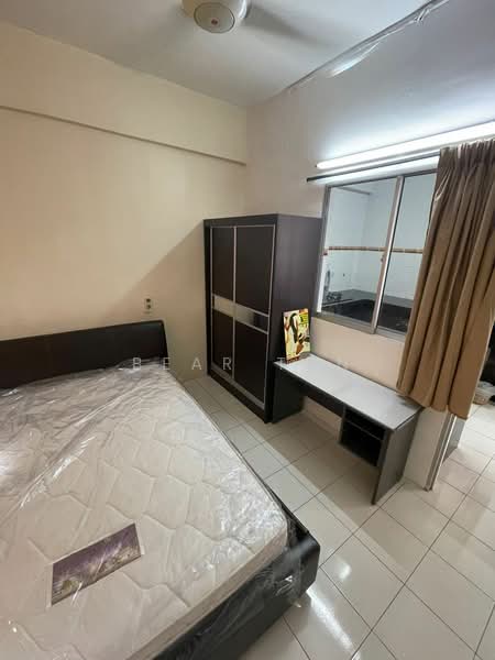 Putra Place Condominium untuk Untuk Disewa - RM 2,000 /bulan, Mac 2026 - Bedroom - PropertyGuru.com.my
