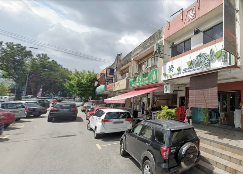 Shop for Rent in Petaling Jaya (Selangor) - Kat Chan - Exterior - PropertyGuru.com.my