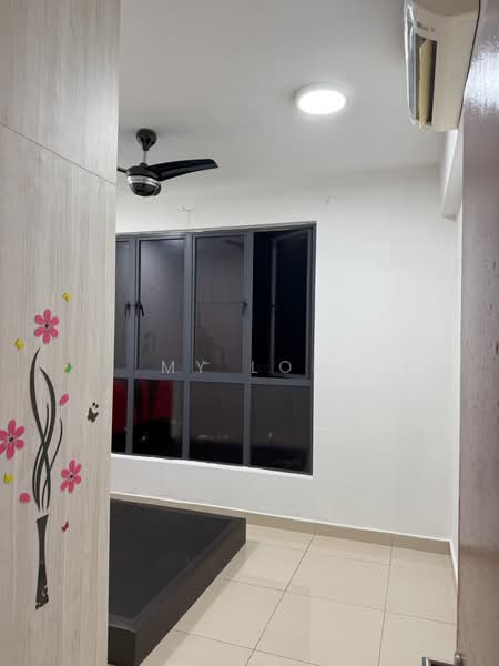 Service Residence for Sale at LakePark Residence @ KL North - MY Loh - PropertyGuru.com.my