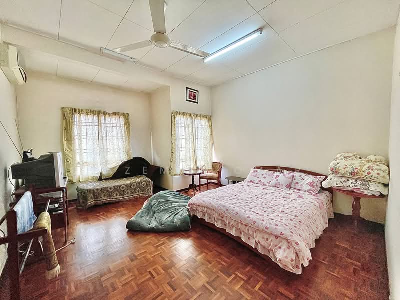 Rumah Teres 2 Tingkat untuk Dijual di Seksyen U9 (Shah Alam) - Hazeman Omar - Bedroom - PropertyGuru.com.my
