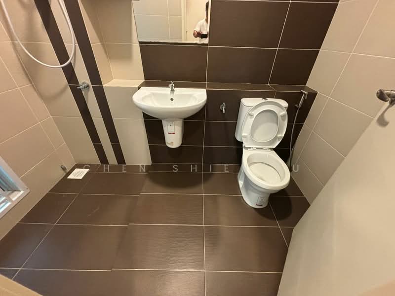 Semi-Detached House for Rent in Taman Nusa Bestari (Iskandar Puteri (Nusajaya)) - Chen Shieh Yu - Bathroom - PropertyGuru.com.my
