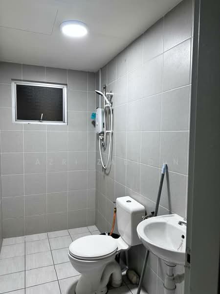 Kemuning Idaman untuk Untuk Disewa - RM 1,300 /bulan, Mac 2026 - Bathroom - PropertyGuru.com.my