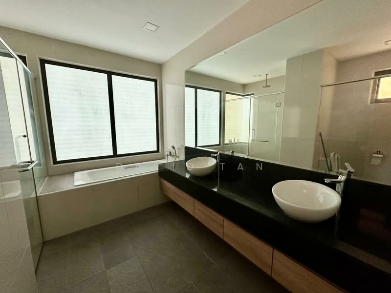 Bungalow for Sale in Cyberjaya (Selangor) - David Tan - Bathroom - PropertyGuru.com.my