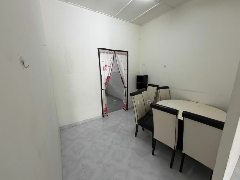 1-storey Terraced House for Rent in Bukit Indah (Iskandar Puteri (Nusajaya)) - YC Fung - Dining Room - PropertyGuru.com.my