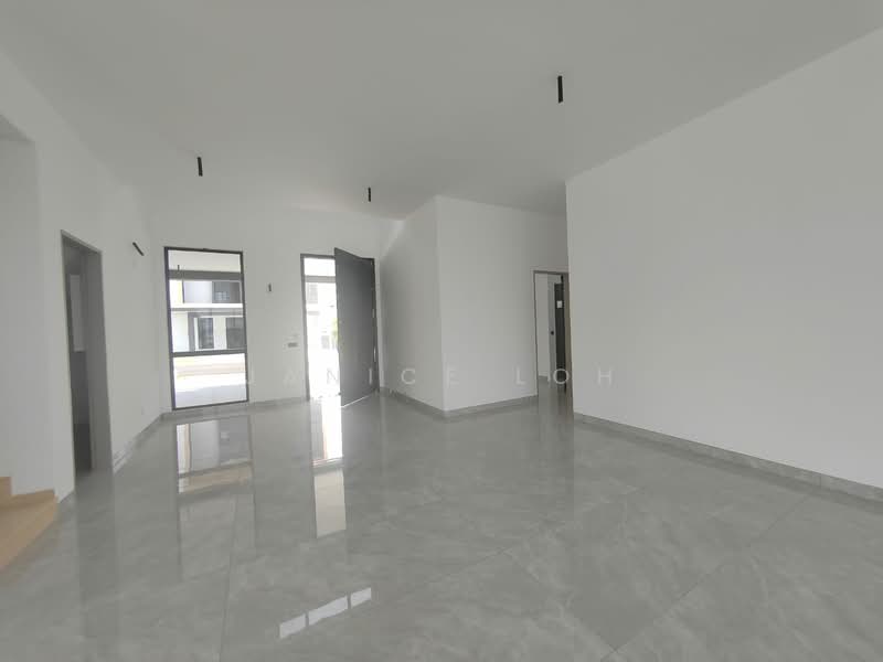 Bungalow for Sale in Seremban (Negeri Sembilan) - Janice Loh - Living Room - PropertyGuru.com.my