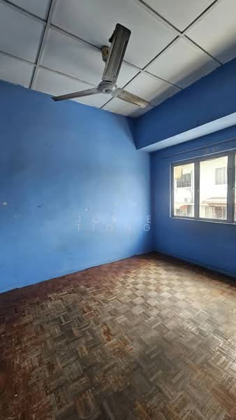 Taman Cahaya untuk Untuk Dijual - RM 140,000, Mac 2026 - Interior - PropertyGuru.com.my