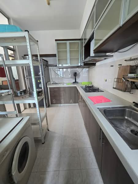 Kondominium untuk Dijual di Alpine Tower - Cy Issac Lee - Kitchen - PropertyGuru.com.my