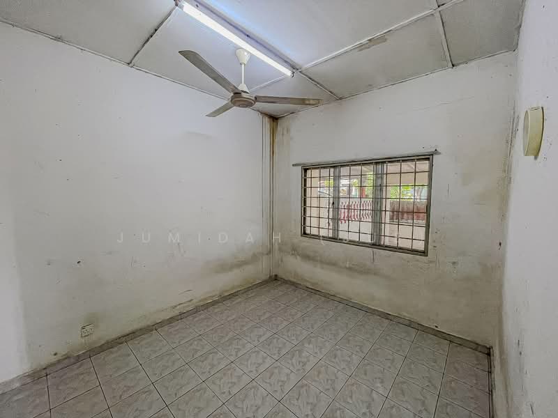 Bandar Rinching Seksyen 1 untuk Untuk Dijual - RM 320,000, Mac 2026 - PropertyGuru.com.my