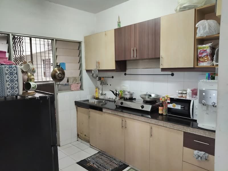 Cahaya Permai untuk Untuk Dijual - RM 285,000, Mac 2026 - Kitchen - PropertyGuru.com.my