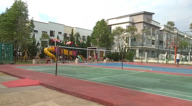 Townhouse for Sale in 16 Sierra (Puchong) - Lawrence Tian - Exterior - PropertyGuru.com.my