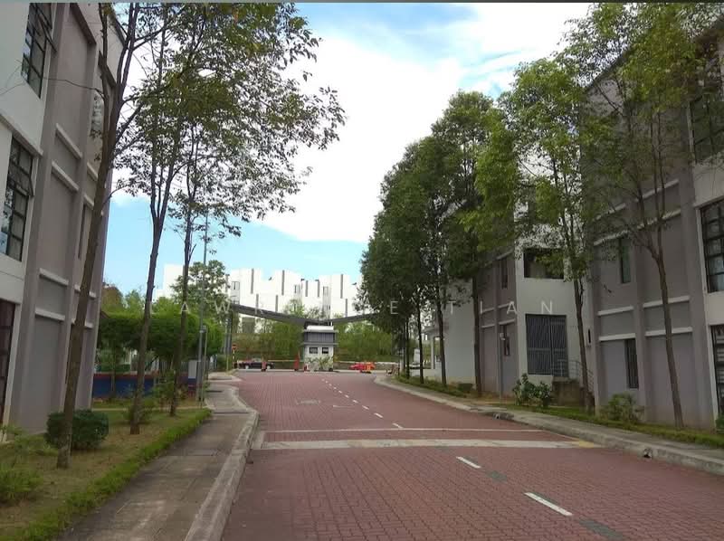 Townhouse for Sale in 16 Sierra (Puchong) - Lawrence Tian - Exterior - PropertyGuru.com.my