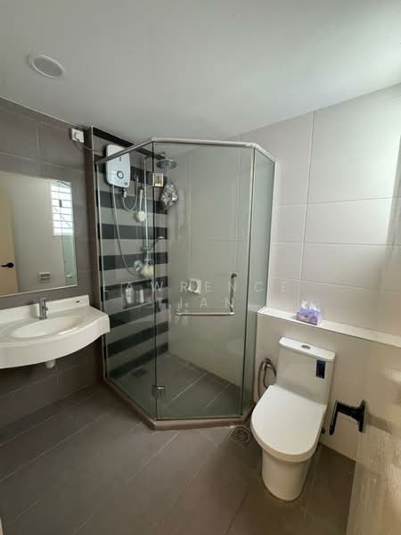 Townhouse for Sale in 16 Sierra (Puchong) - Lawrence Tian - Bathroom - PropertyGuru.com.my