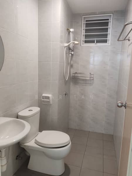 i-Santorini untuk Untuk Disewa - RM 1,500 /bulan, Mac 2026 - Bathroom - PropertyGuru.com.my