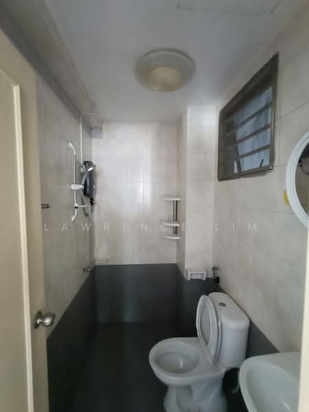 Service Residence for Sale at E-Tiara - Lawrence Lim - Bathroom - PropertyGuru.com.my
