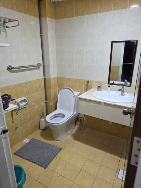 Condominium for Sale at Sri Jati II - Travis Wong - Bathroom - PropertyGuru.com.my