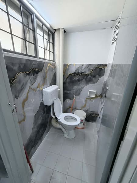 Flat for Rent at Orchid @ Anggerik - Mango Loh - Bathroom - PropertyGuru.com.my