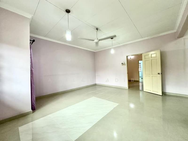Bandar Tun Hussein Onn untuk Untuk Dijual - RM 870,000, Mac 2026 - Living Room - PropertyGuru.com.my