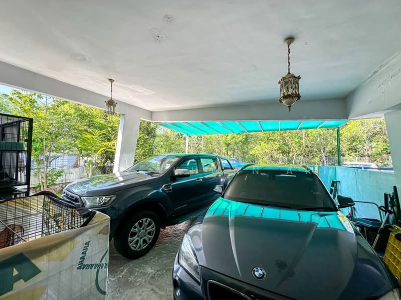 Cluster House for Sale in Sunway Alam Suria (Shah Alam) - Ahmad Ikhwan Arif - Car Park - PropertyGuru.com.my