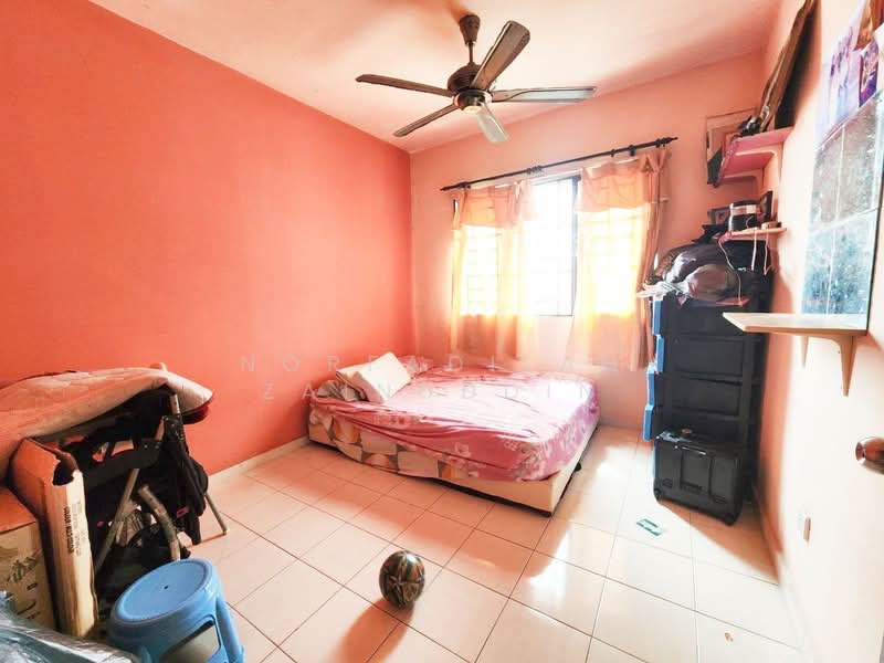 Apartment for Sale at Laguna Biru - NORFADILAH ZAINUDDIN - Bedroom - PropertyGuru.com.my