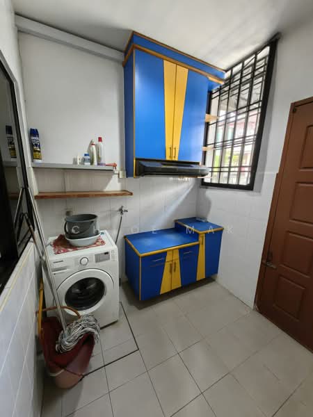 2-storey Terraced House for Rent in Taman Mutiara Rini (Skudai) - Chloe Mak - Kitchen - PropertyGuru.com.my