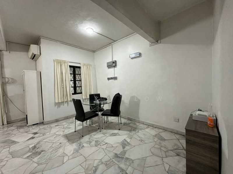 Taman Pekaka 2 Double Storey Terrace Fully Furnish Gelugor untuk Untuk Disewa - RM 2,800 /bulan, Mac 2026 - Dining Room - PropertyGuru.com.my