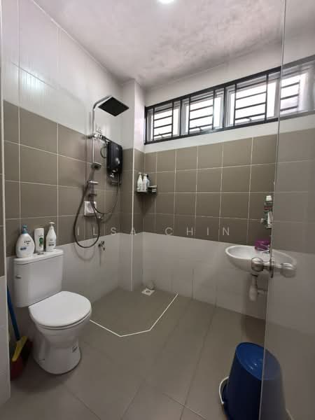 2-storey Terraced House for Sale in Nusa Sentral (Iskandar Puteri (Nusajaya)) - Ilsa Chin - Bathroom - PropertyGuru.com.my