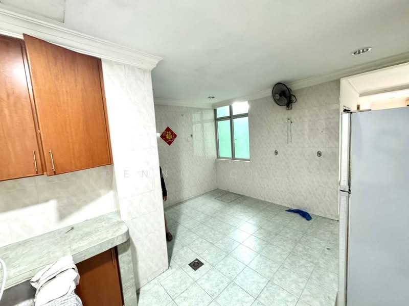 Townhouse for Sale in Taman Lagenda Mas (Cheras) - Dennix Chin - Kitchen - PropertyGuru.com.my