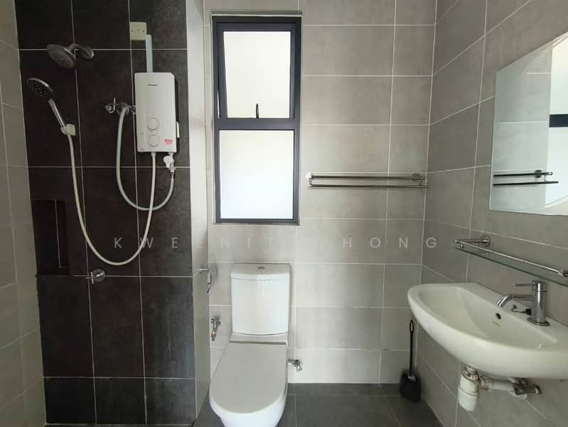 Condominium for Sale at Lido Residency - Kweenie Chong - Bathroom - PropertyGuru.com.my