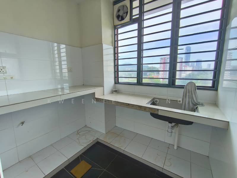 Condominium for Sale at Lido Residency - Kweenie Chong - Kitchen - PropertyGuru.com.my